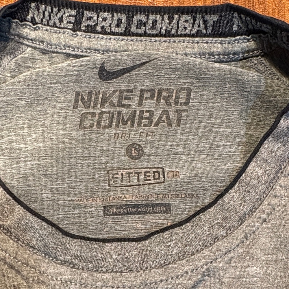 Nike Men's Gray Dri-FIT Tank Top - Picture 10 of 12